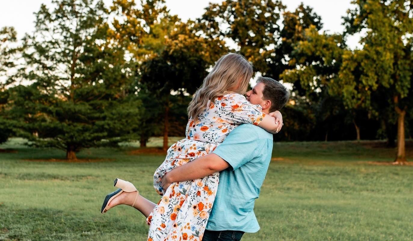 The Wedding Website of Kaitlyn Crawford and Ethan Thomlinson