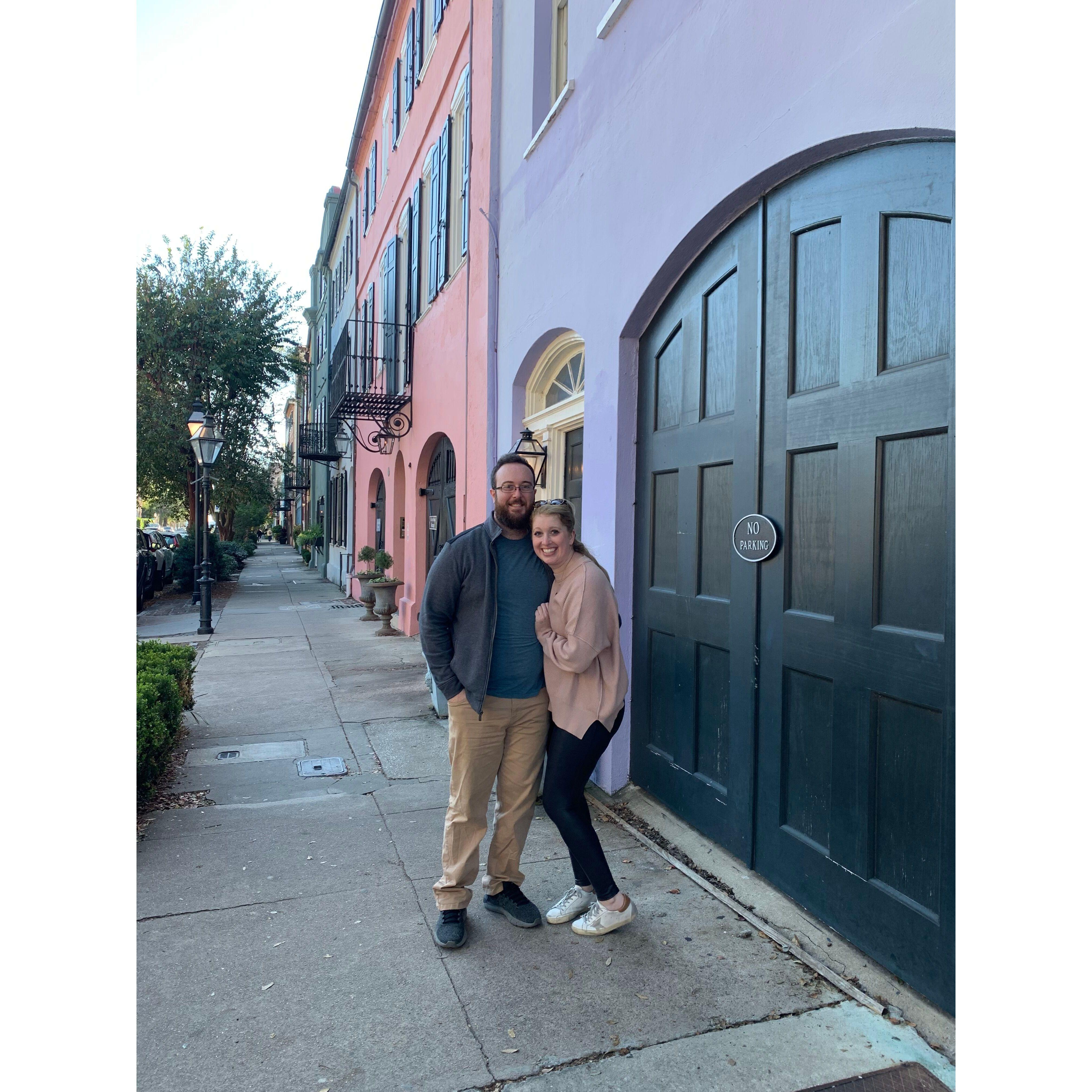 Charleston, SC, walking Rainbow Row