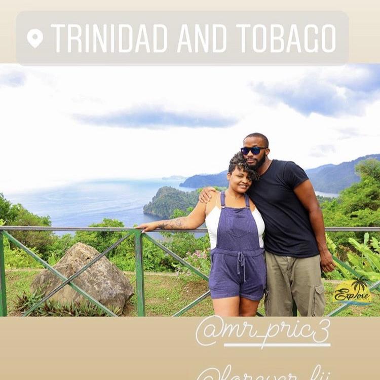 Love Birds Traveling The World