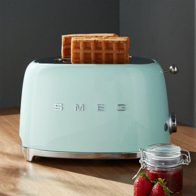 Smeg Mint Green 2-Slice Toaster