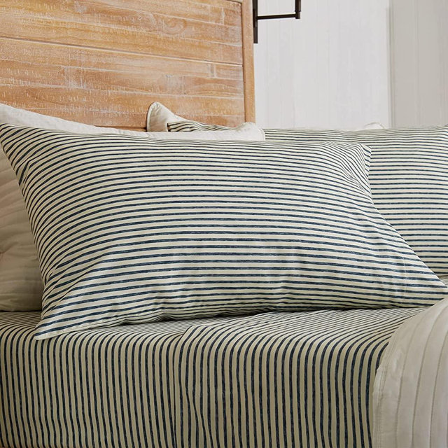 Great Bay Home 4-Piece Stripe Printed Ultra-Soft Microfiber Sheet Set. Wrinkle Free, Comfortable, All-Season Bed Sheets. Evette Collection (King, Stripe - Blue)