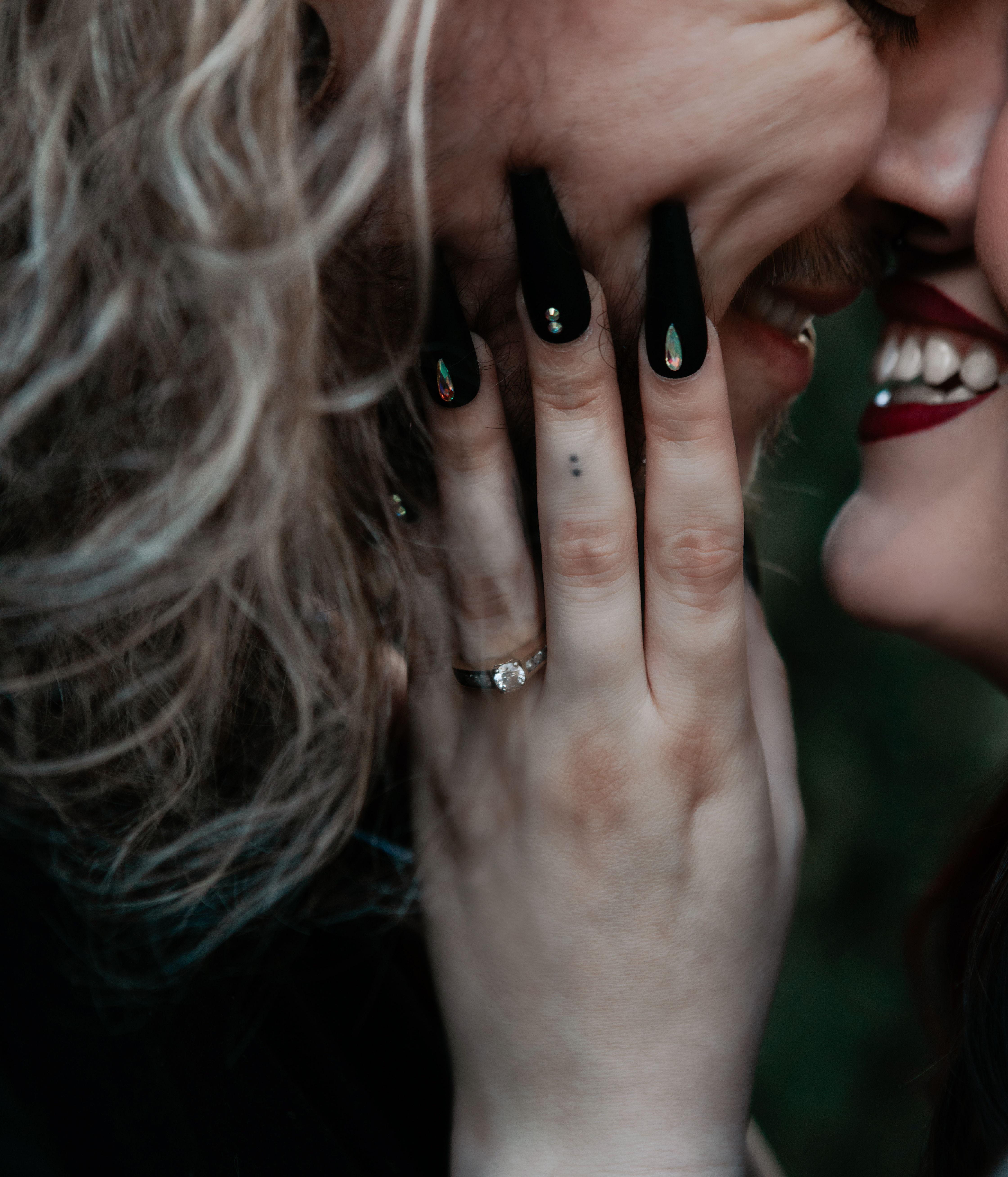 The Wedding Website of Willow Bragg and Hunter Bendele