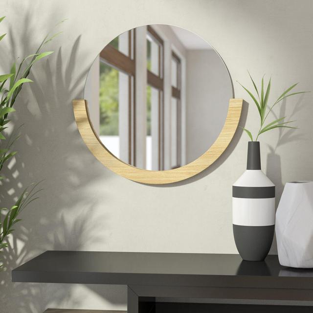 Mira Modern Accent Mirror
