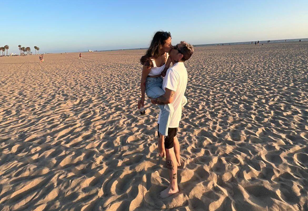 The Wedding Website of DANIEL DOMEICA and CARO CASTELLANOS