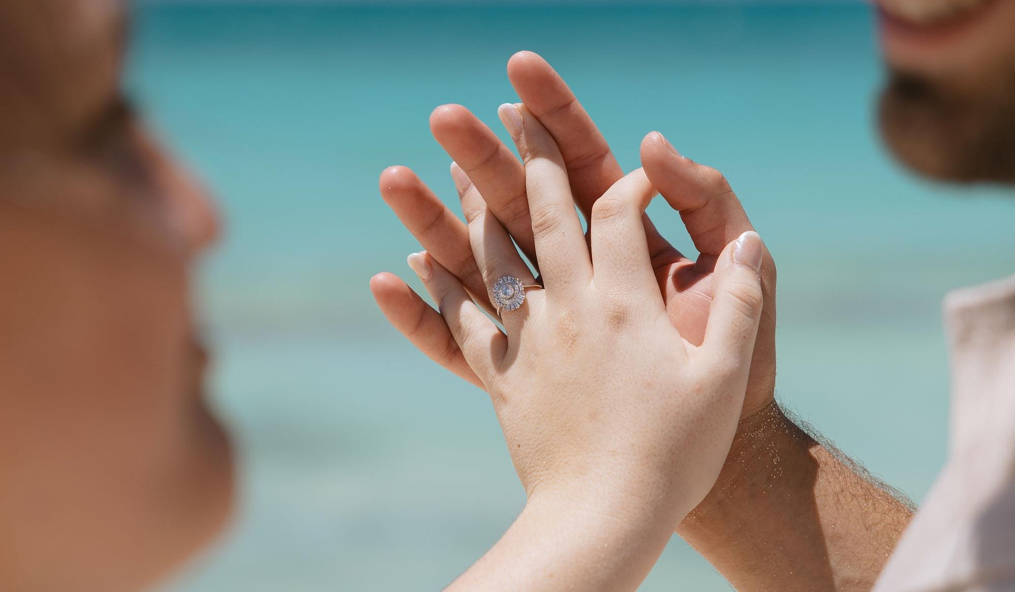 The Wedding Website of Caroline Bond and Caleb Gretsky
