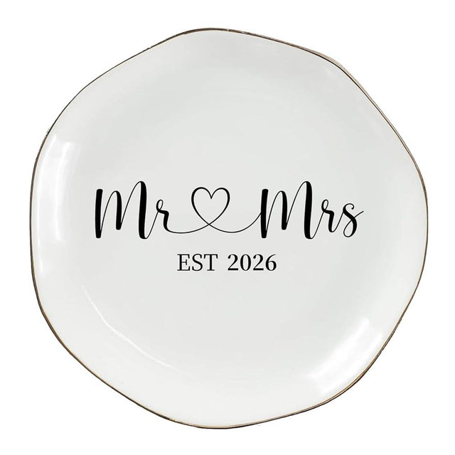 Baobeily Mr & Mrs EST 2026 Ring Dish - Elegant Ceramic Ring Holder for Engagement, Wedding, and Bridal Shower Gifts - Honeymoon Keepsake for Friends, Newlyweds, and Bride-to-Be