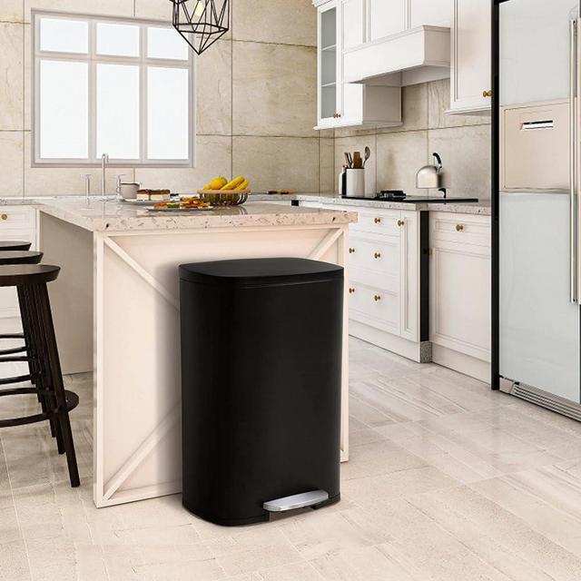 HWGEBY Stainless Steel Trash can 13 Gallon Kitchen Trash Can, Tall Kitchen Trash can, Foot Pedal and Inner Bucket, Fingerprint-Resistant Soft Close Lid Garbage Can, （Black）