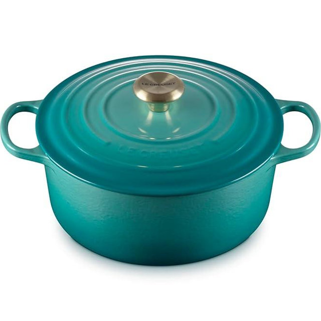 Le Creuset Enameled Cast Iron Signature Round Dutch Oven, 5.5 qt., Riviera