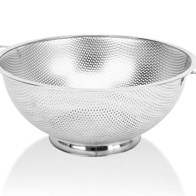 Colander for Kitchen, 3QT, Stainless Steel Colander Strainer with Handle for Fruits Vegetables Cooking Food, Dishwasher Safe