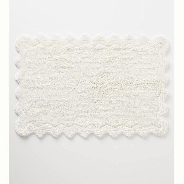 Maeve by Anthropologie Scalloped Cotton Bath Mat - Ivory, L