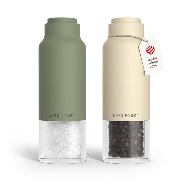 LARS NYSØM Salt and Pepper Grinder Set, Stainless Steel Manual Salt and Pepper Mills, Adjustable Ceramic Grinder, Design Spice Shakers (Green/Beige)