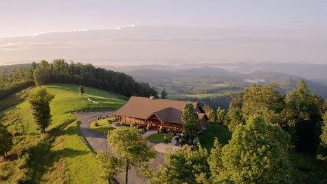 The Wedding Website of Lejla Imamovic and Christopher Witt