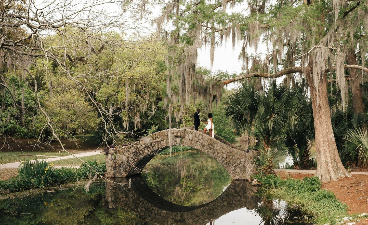The Wedding Website of Taylor Moore and Zachary Bradshaw