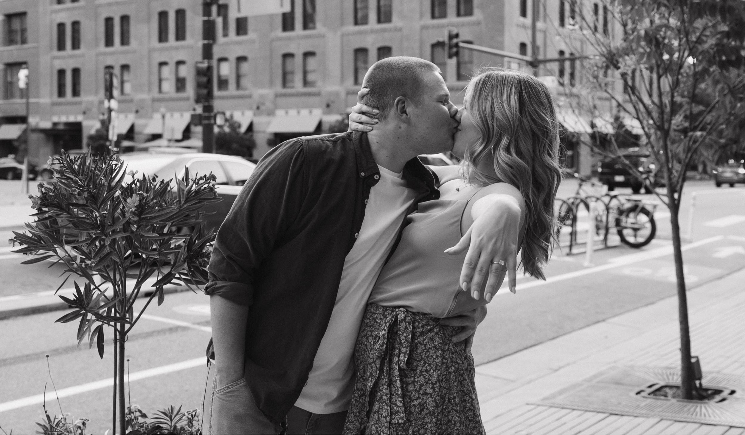 The Wedding Website of Savannah Brush and Henry Knauer