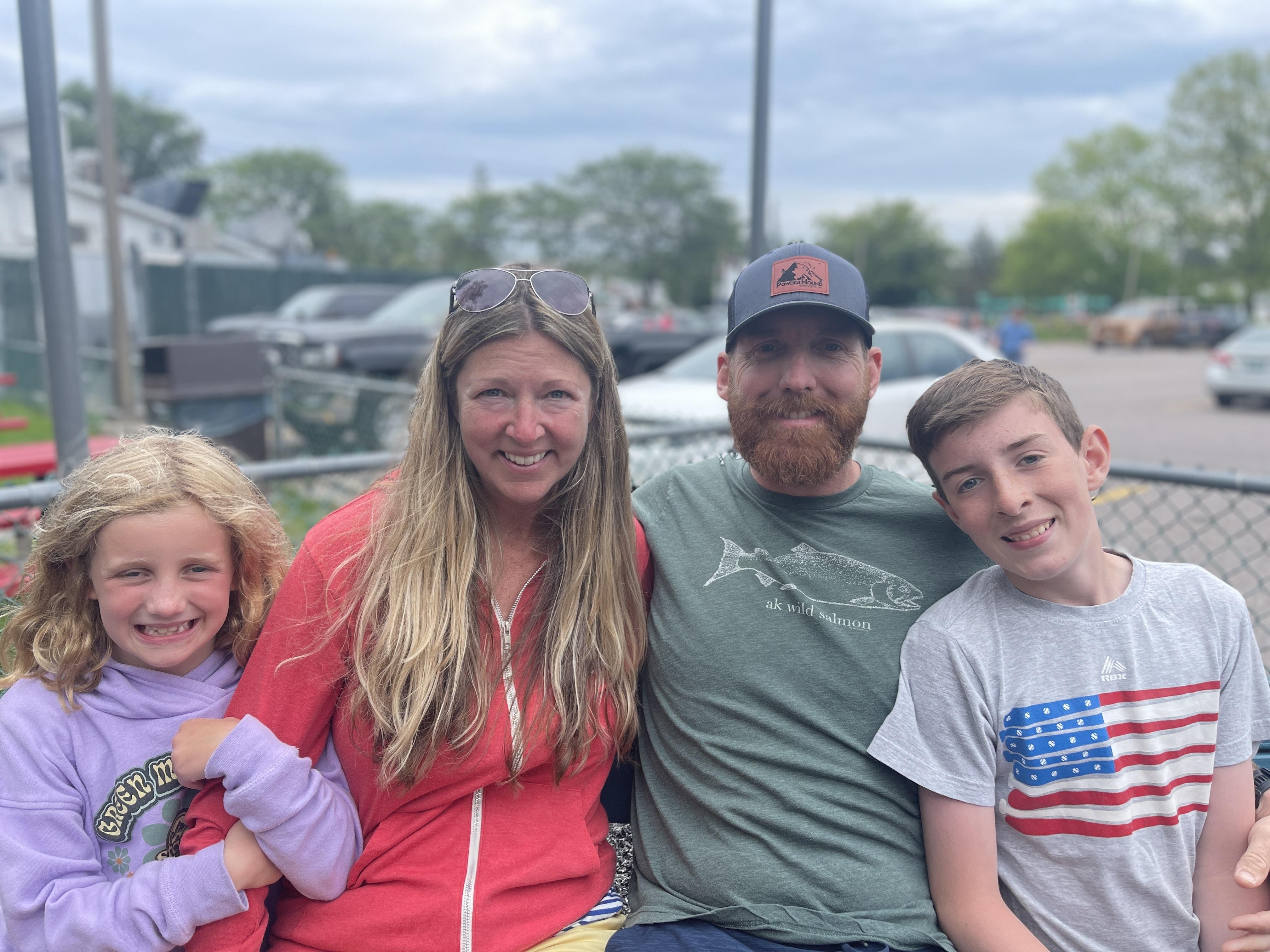 The Wedding Website of Diana Carter and Travis Williamson