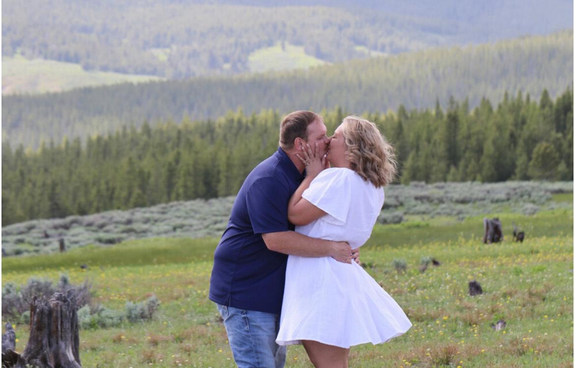 The Wedding Website of Lacey Knadler and James Burruss