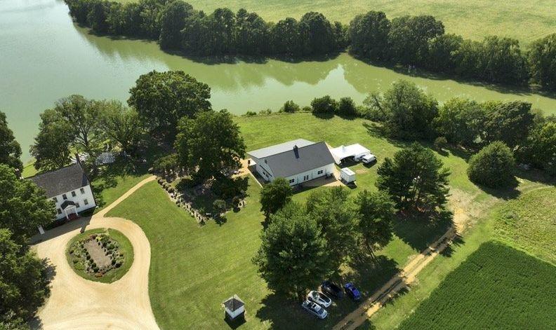 The Wedding Website of Lauren Taylor and Nicholas Bruce