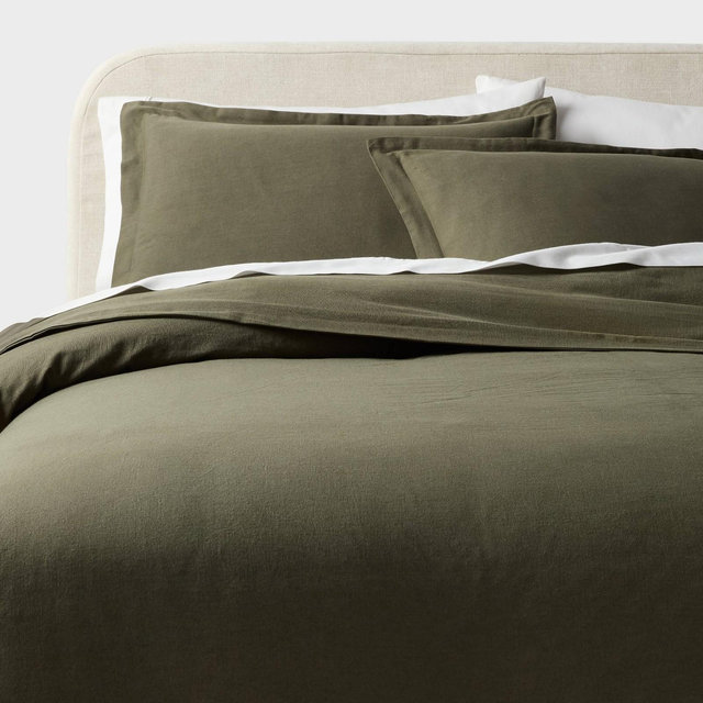 Full/Queen Casual Textured Cotton Duvet Cover and Sham Set Dark Green - Threshold™