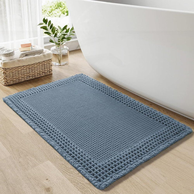 RESARE Waffle Bath Mat for Bathroom, Super Absorbent Bathroom Rugs Non Slip Machine Washable, Ultra Soft Boho Bath Rugs with Tassels for Bathroom Floor, Upgraded Bordered Design, 18"x30" Blue