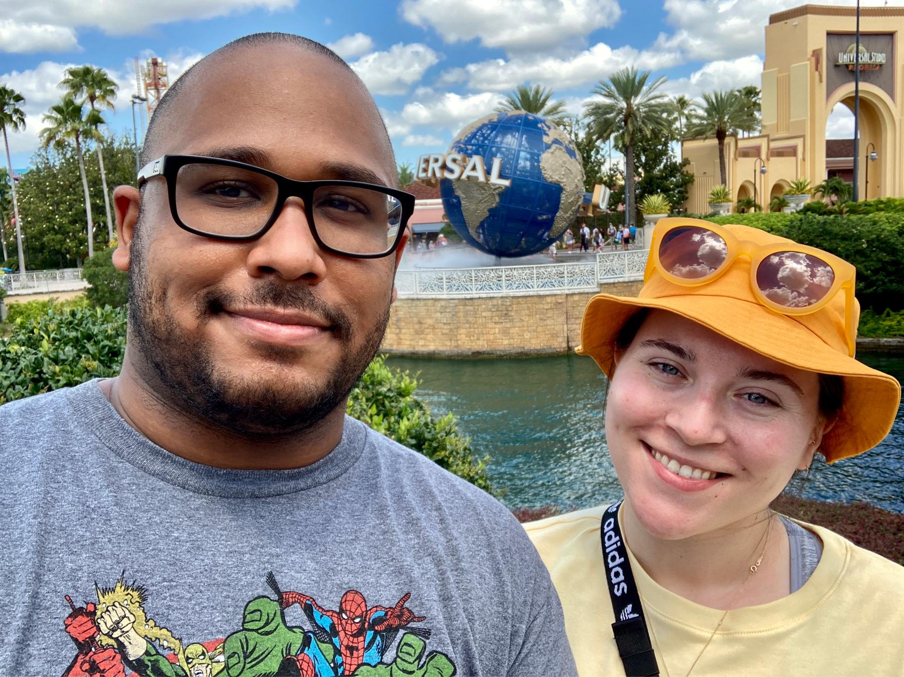 The Wedding Website of Genevieve Bleidner and Evan Thomas