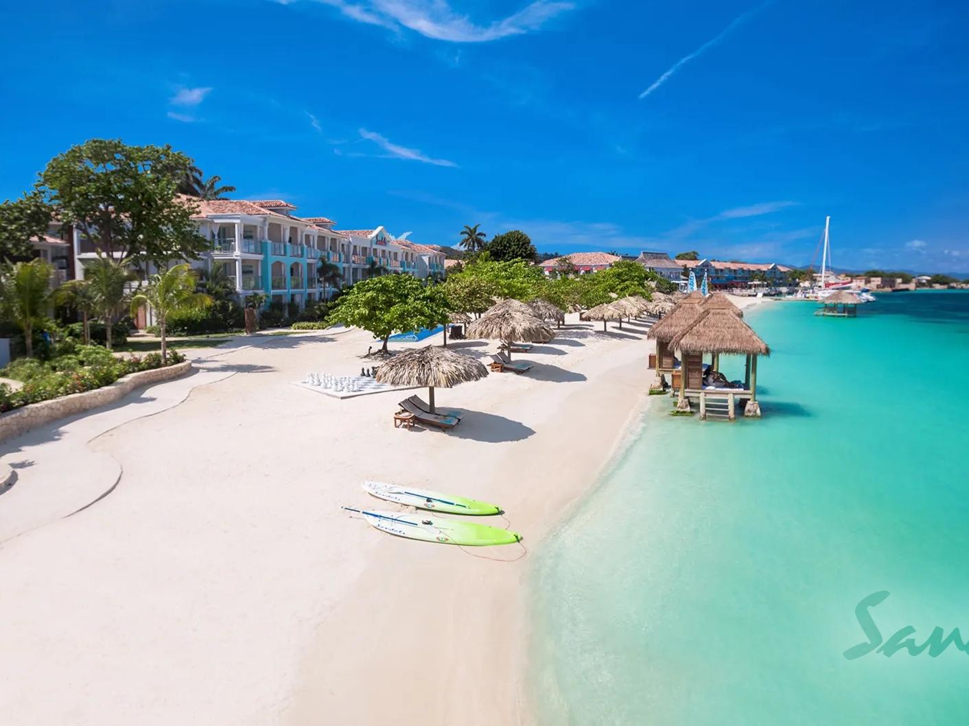 The Wedding Website of Makayla Cavanaugh and Jim Ingamells