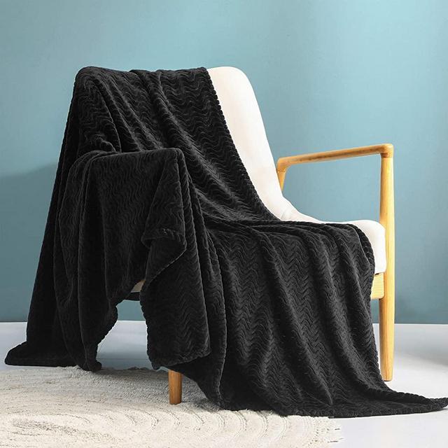Exclusivo Mezcla Large Flannel Fleece Throw Blanket, Jacquard Weave Wave Pattern (50" x 70", Black) - Soft, Warm, Lightweight and Decorative