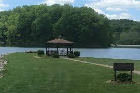 The Wedding Website of Laurie Cummings and Rick Hollingshead