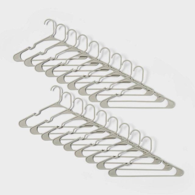 18pk Plastic Hangers Gray - Brightroom™