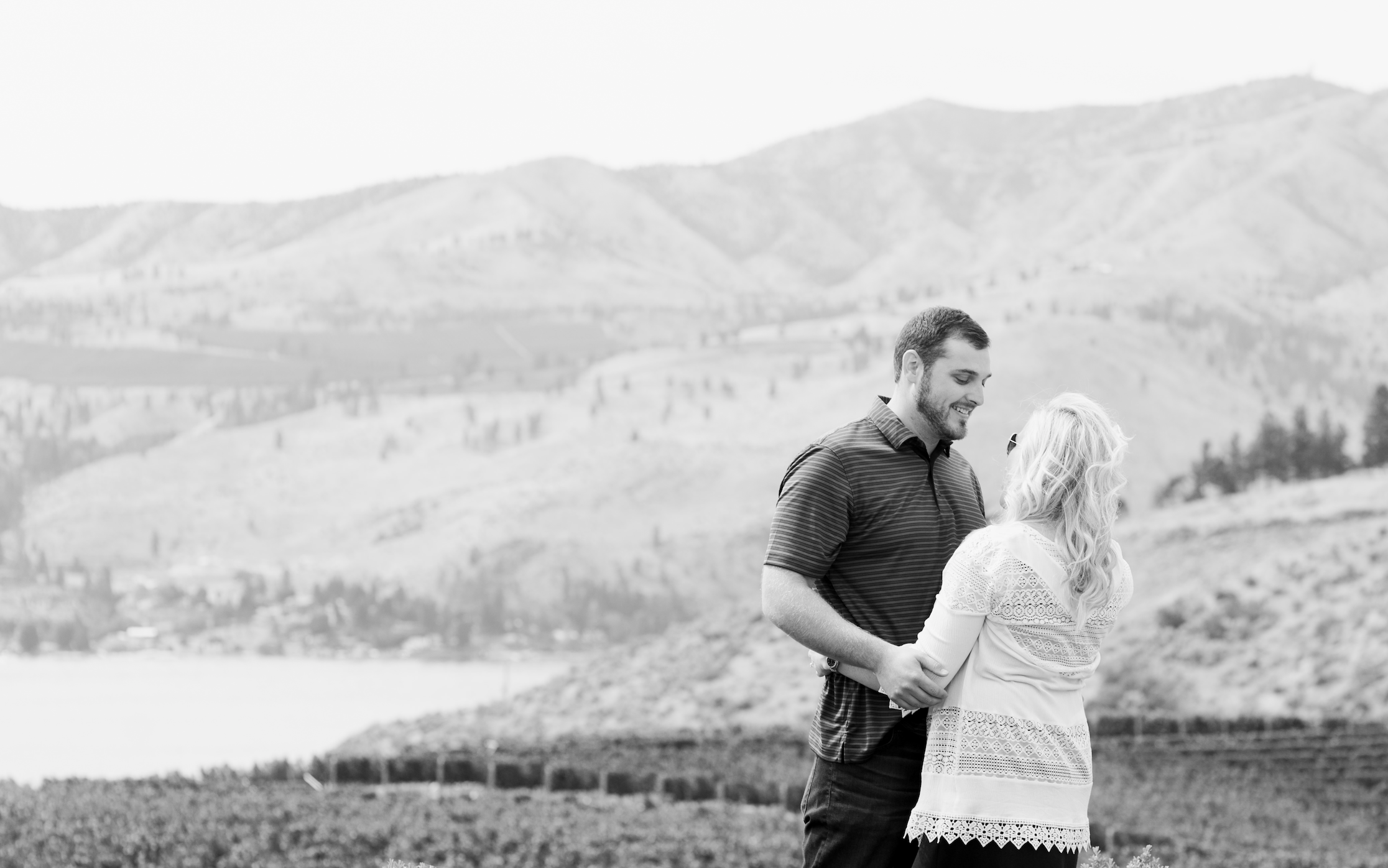 The Wedding Website of Helle Ildhuso and Russell Anderson
