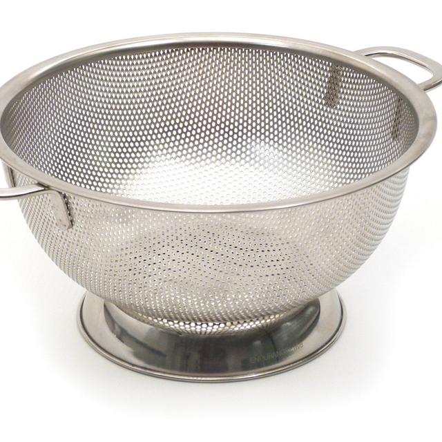 RSVP International Endurance Stainless Steel Precision Pierced Colander Strainer, 3 Quart | For Pasta, Rice, Fruits | Dishwasher Safe | Wide Rim Handles | Steaming, Draining Rinsing