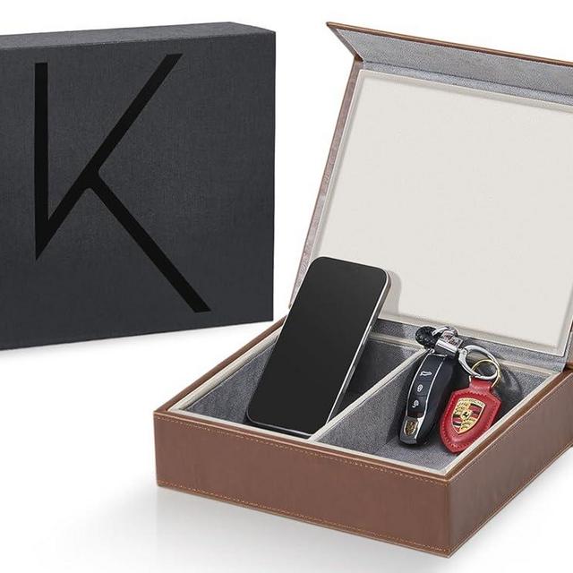 KENARK KK7 PLUS-BR Faraday Key Fob Protector Box with 2 Slots, RFID Signal Blocking Shielding Box for Car Keys, Anti-Theft Vintage Faraday Cage with High-Grade Protein Leather, Brown - Size: XL