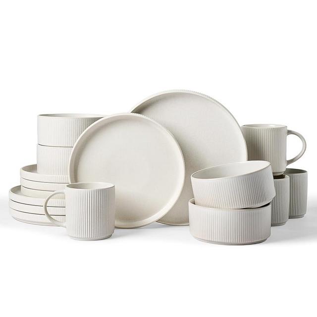 Famiware Star Dinnerware Set with Mugs, Service for 4 (16pcs), Ribbed Stoneware Plates and Bowls Dishes Sets - Chip & Scratch Resistant, Microwave & Dishwasher Safe, Matte White