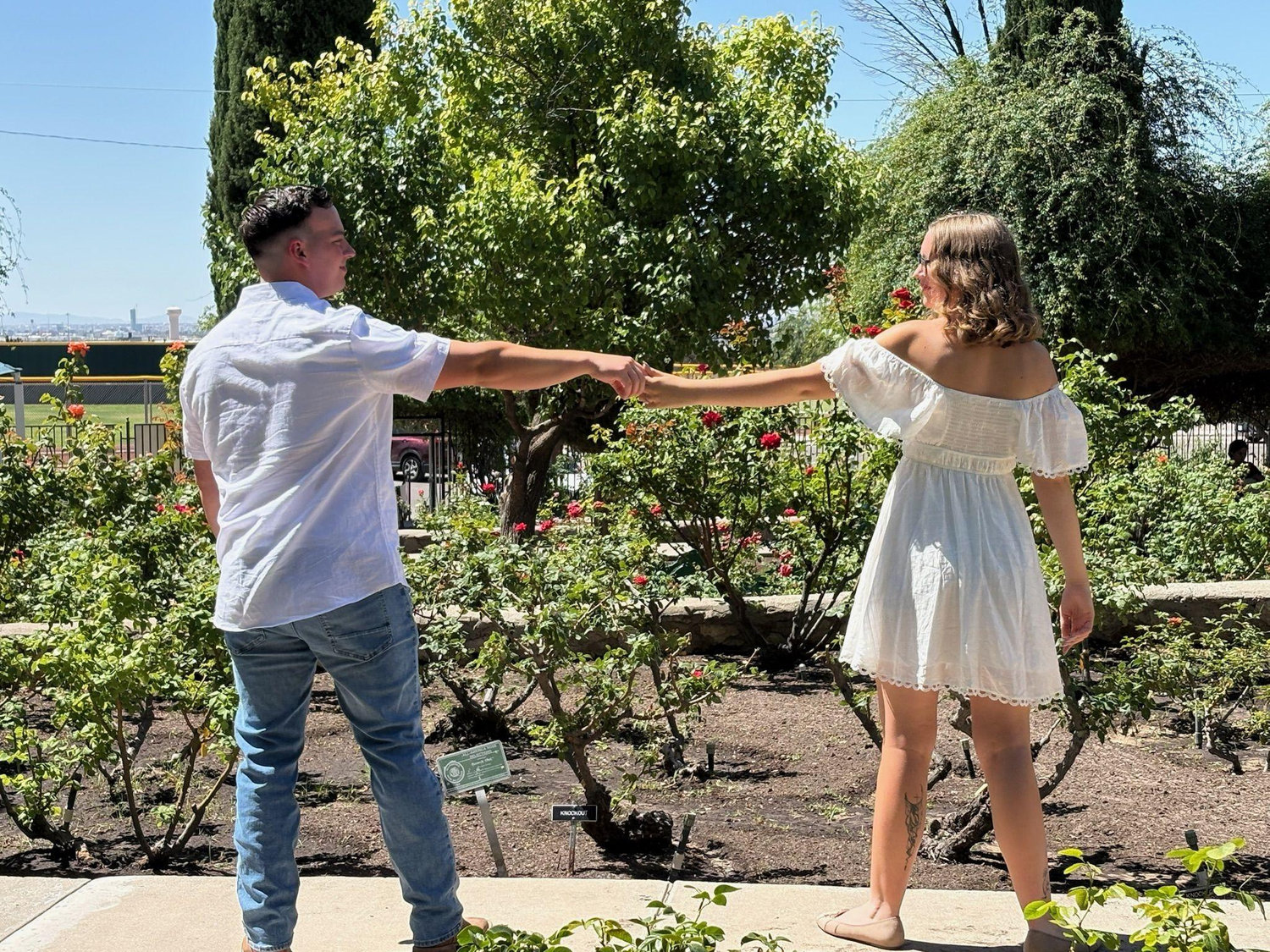 The Wedding Website of Rebecca Lynn Roach and Gavin Gitzinger