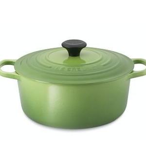Le Creuset Signature Cast-Iron Round Dutch Oven, 5 1/2-Qt., Palm