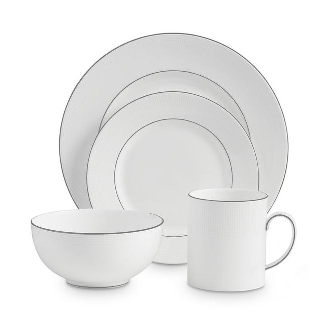 Vera Wang Wedgwood Blanc Sur Blanc 4-Piece Setting