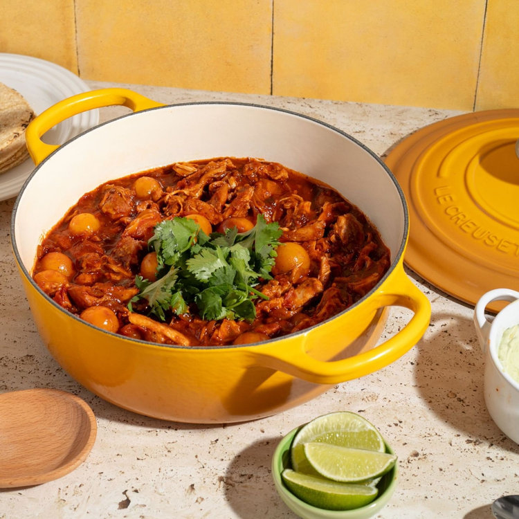 Le Creuset, Signature Round Dutch Oven | Zola