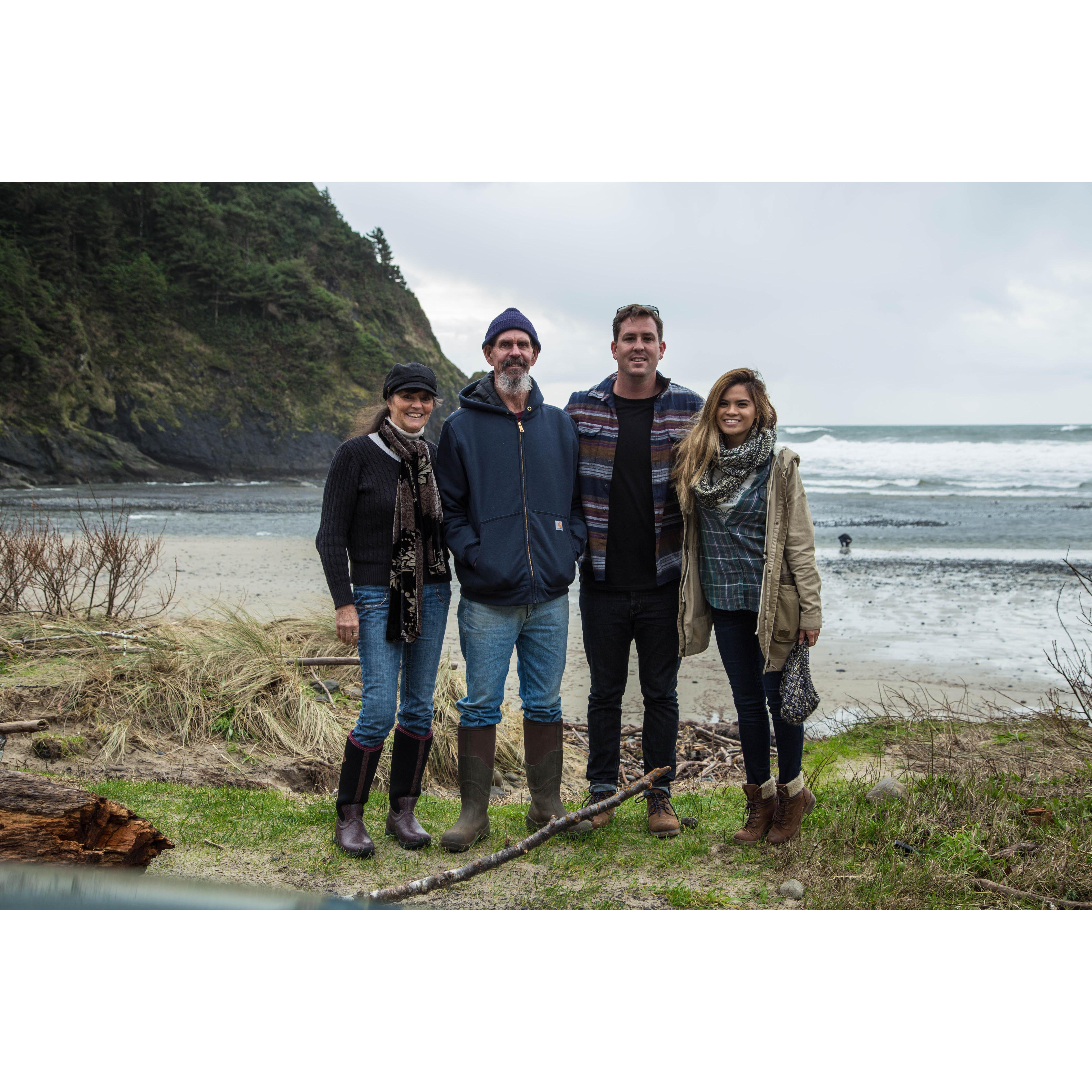 Exploring the beautiful Oregon Coast with Evan's dad & stepmom (Billy & Edie).