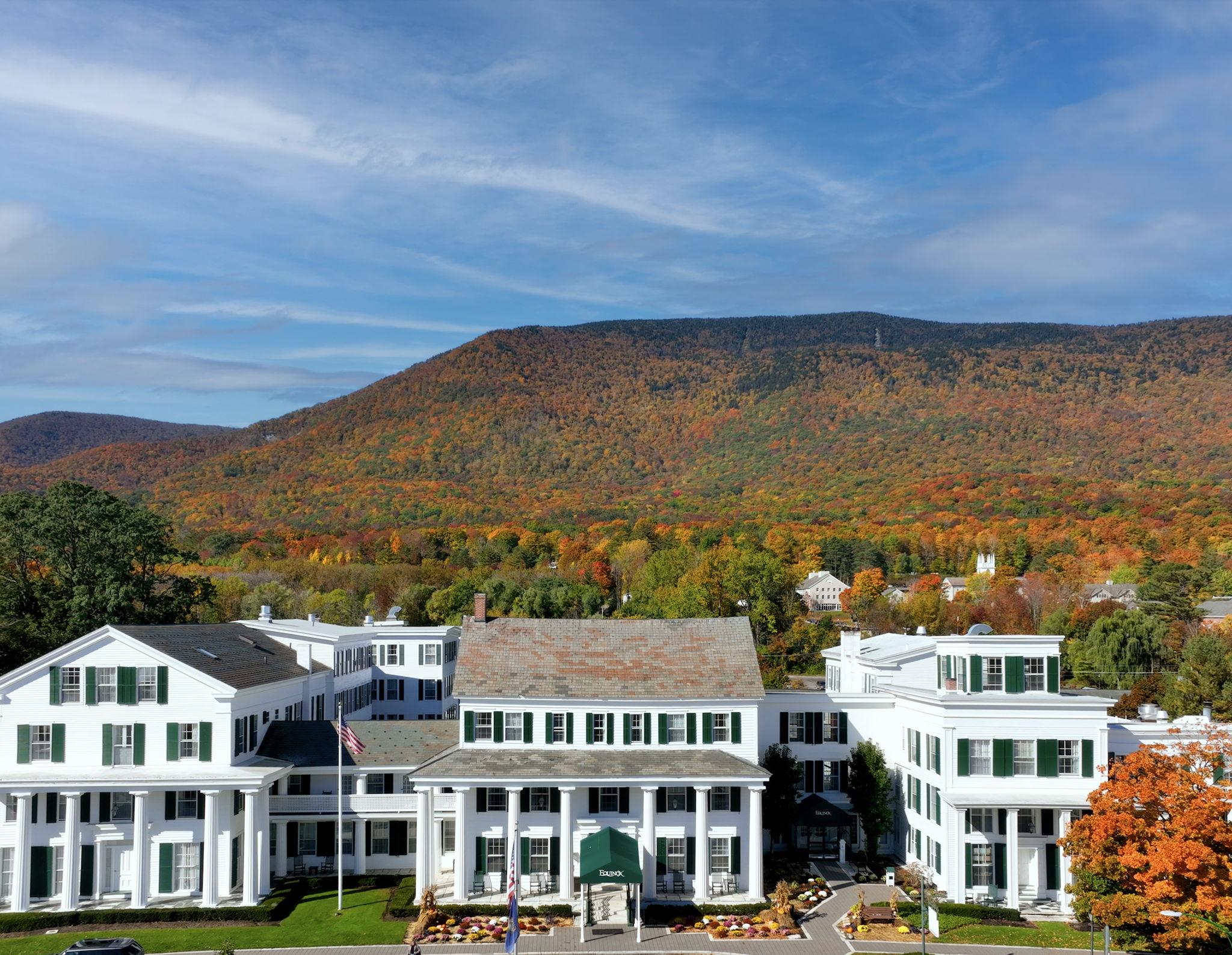 The Wedding Website of Aspen Hedges and Christopher Hoffman