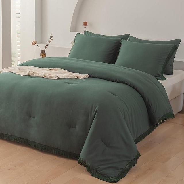 LEAFAX King Comforter Set Tassel - 5 Pieces Microfiber Bedding Set with 1 Comforters, 2 Pillowcases & 2 Pillow Shams Lightweight All-Season Bed Set - King, Emerald Green