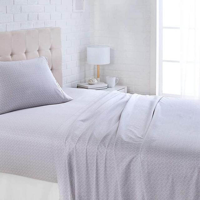 AmazonBasics Lightweight Super Soft Easy Care Microfiber Bed Sheet Set with 16" Deep Pockets - Twin, Grey Crosshatch