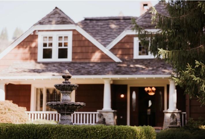 The Wedding Website of Benjamin Hubertus and Lindsey Benoit