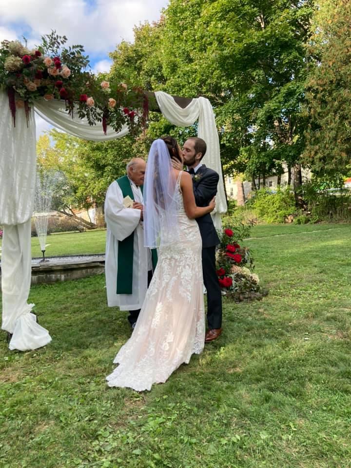 The Wedding Website of Jamie Mathews and Zachary Carpenter