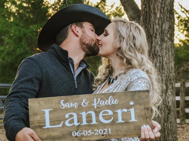 The Wedding Website of Kaelie Jewell and Sam Laneri