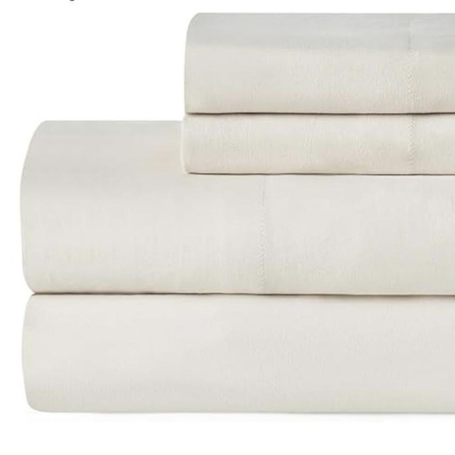 UGG Devon Luxury Sheet Set - Ultra-Soft Prewashed Comfort, 3 or 4-Piece Bedding Set with Flat Sheet, Fitted Sheet, and Pillowcases - Cozy and Breathable for Ultimate Relaxation (Birch, King)