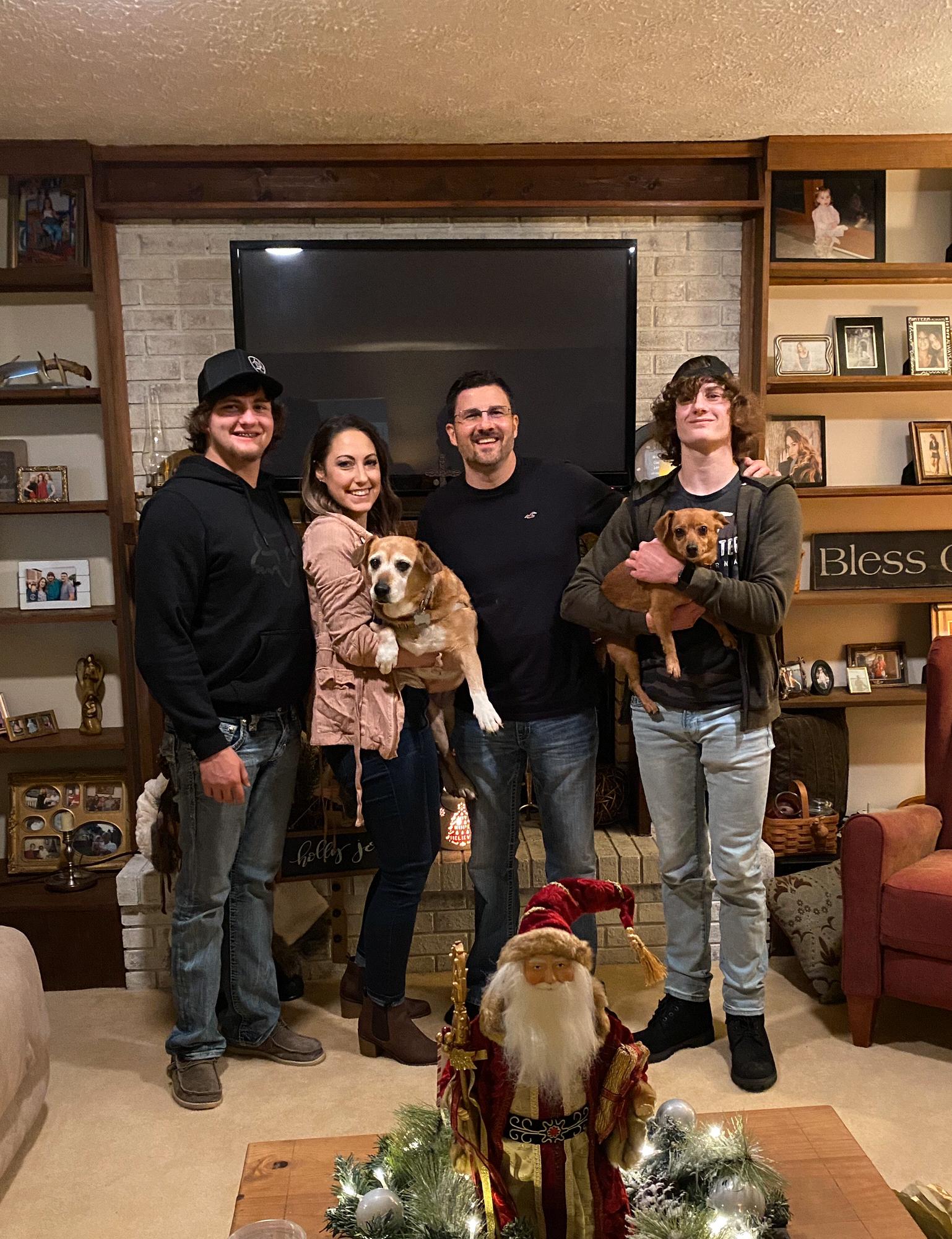 Merry Christmas part 2 2019. We were Christmas dinner professionals at this point. Zak, Kara, Roxie, Greg, Rhiyder and Bentli..and mini Santa