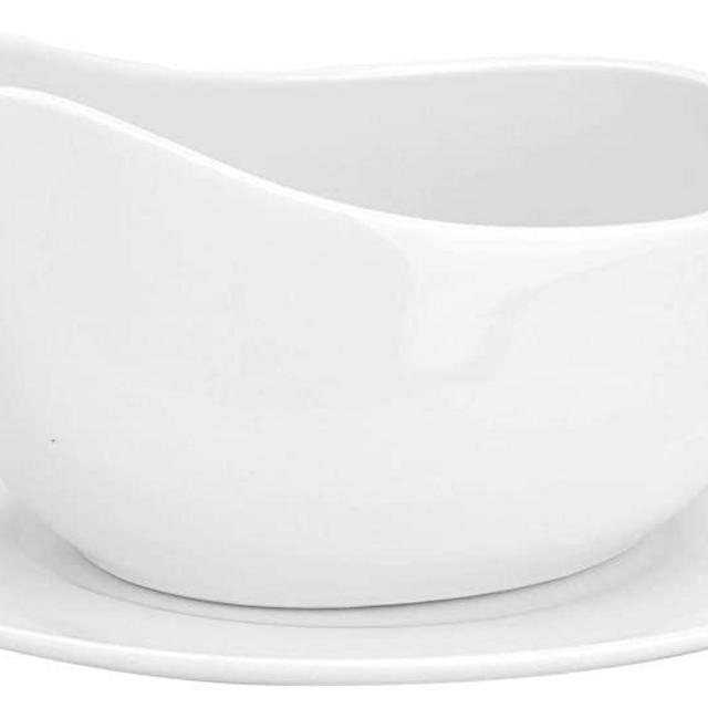 Yesland 15 oz Gravy Boat and Tray, Ceramic White Gravy Sauce Boat with Saucer Stand for Dining, Holiday Meals & Parties
