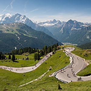 Contribute to biking tour in the Dolomites