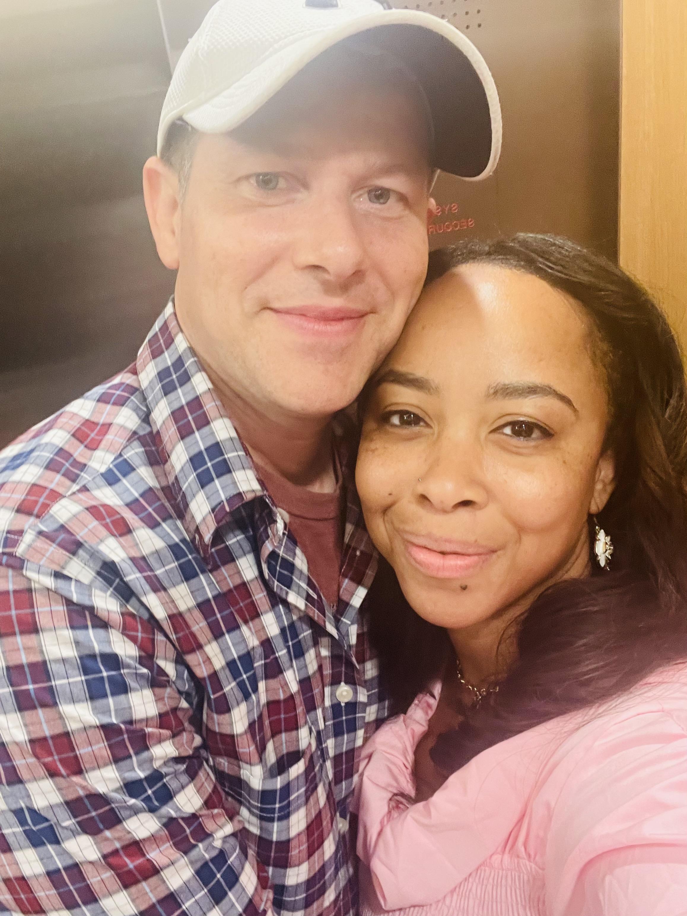 The Wedding Website of Mariela Wellington and Chris John Clinefelter