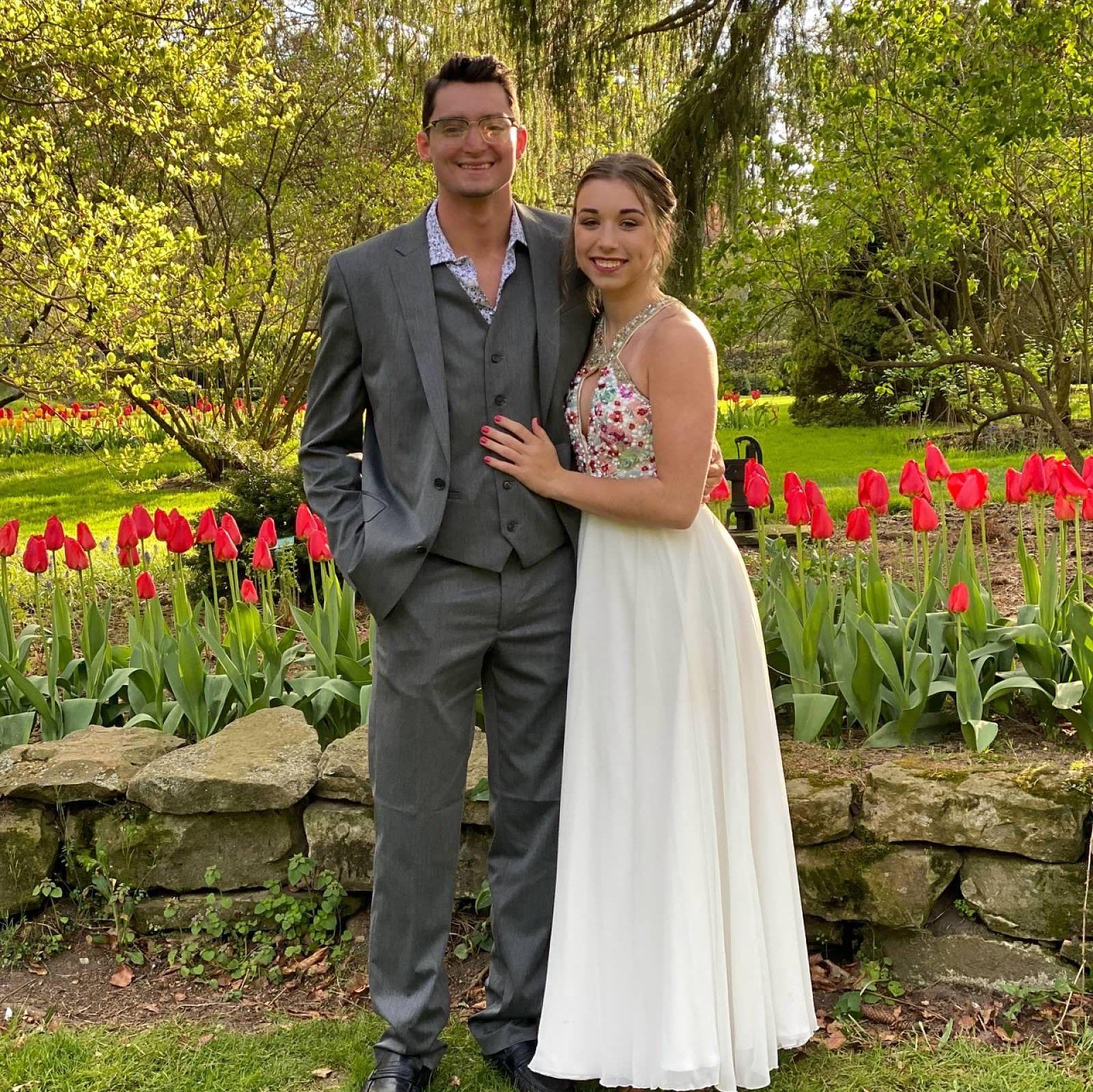 Emma's senior year prom