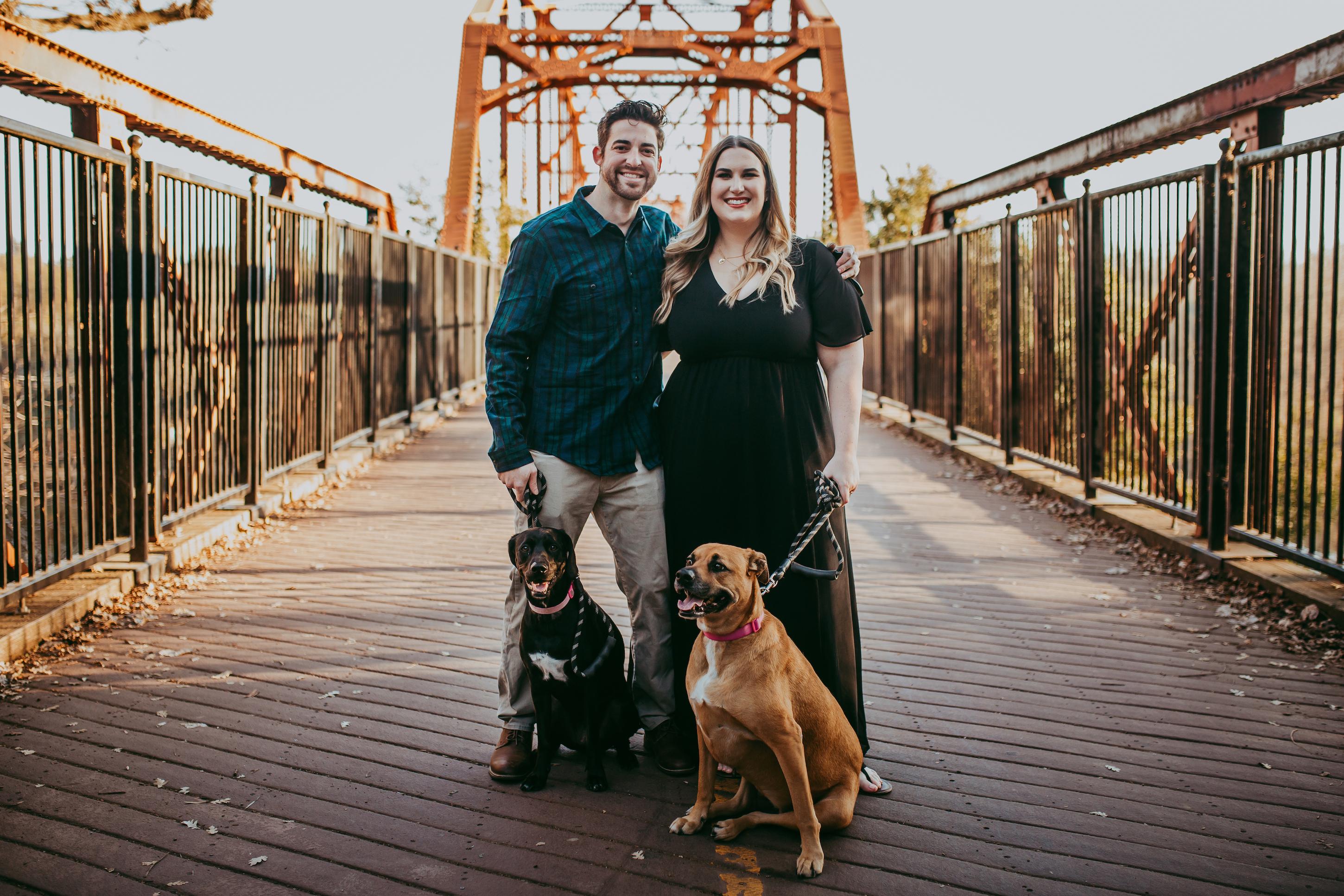 The Wedding Website of Leanna Henderson and Cameron Vault